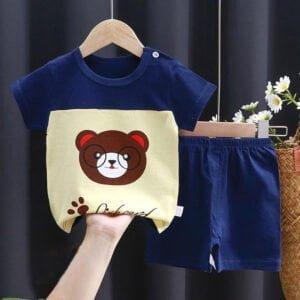 Boys Half sleeve Tees & short pants brown bear print