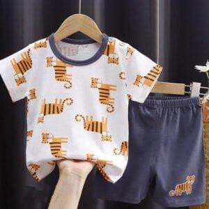 Boys Half sleeve Tees & short pants Tiger print